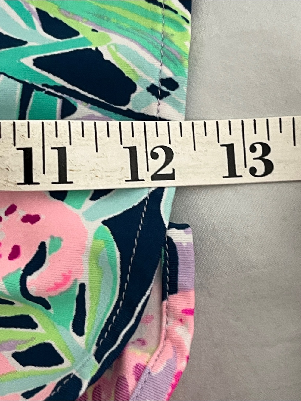 Like New!! Lilly Pulitzer Navy Floral Ruffle Skort with Pink and Mint Highlights - Picture 7 of 7